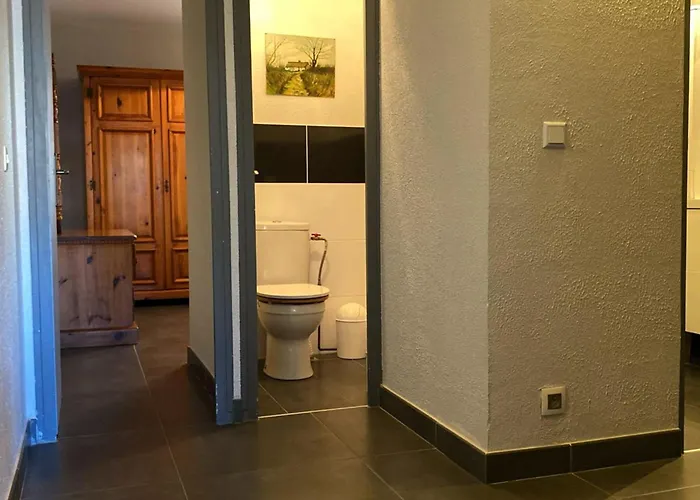 Lejlighed Attractive T2 Bis Through Ideally Located