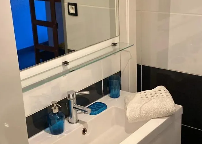 Attractive T2 Bis Through Ideally Located *