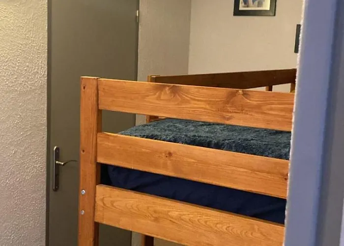 Lejlighed Attractive T2 Bis Through Ideally Located *