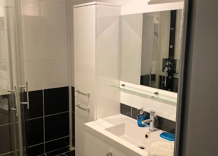 Attractive T2 Bis Through Ideally Located *