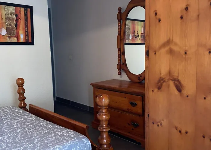 Attractive T2 Bis Through Ideally Located Lejlighed Agde